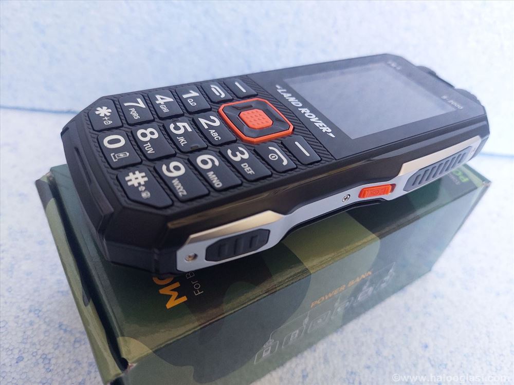 land-rover-q6-mobilni-telefon-2-sim-20-000mah-5425642182362-71800934370